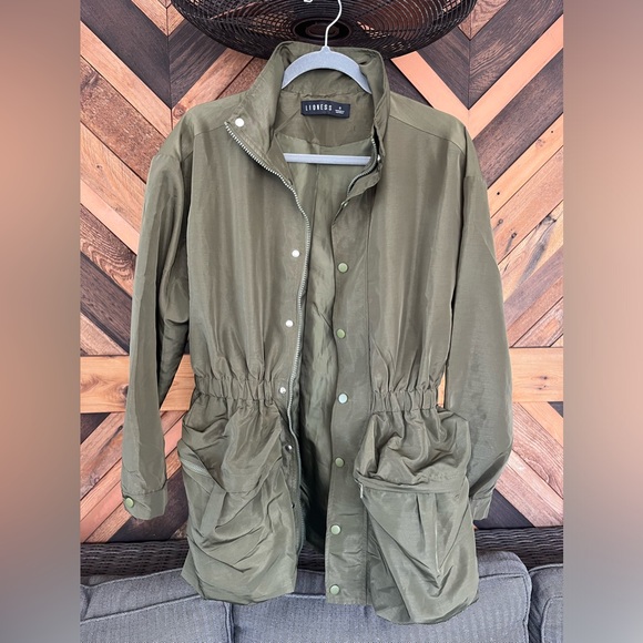 Lioness Quentin Parachute Jacket Size Small Army Green - Picture 9 of 12